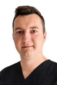 lek. Dominik Wojtczak